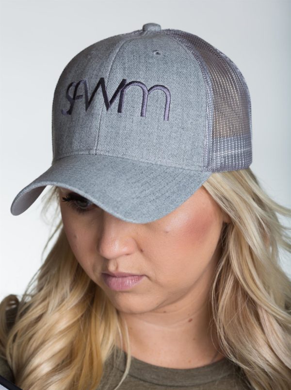 Women's Gray Mesh Baseball Cap - Image 2