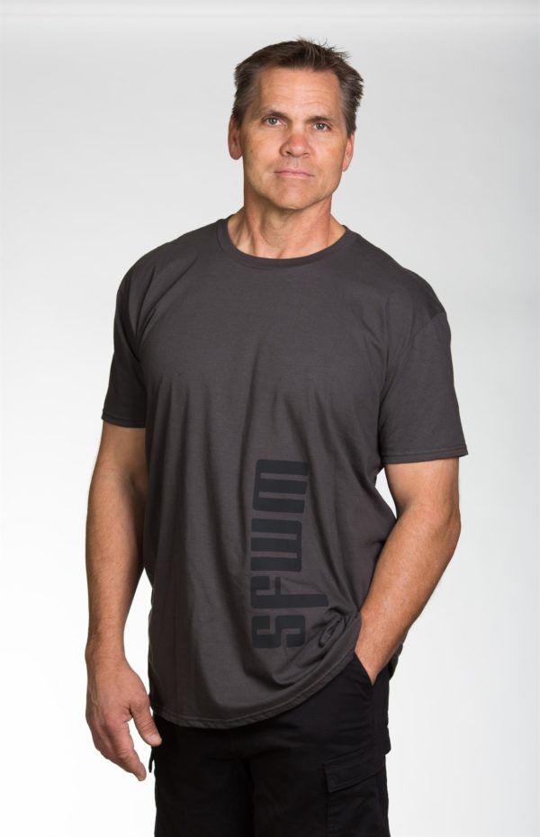 Mwesigwa Line Men's Tee - Image 5